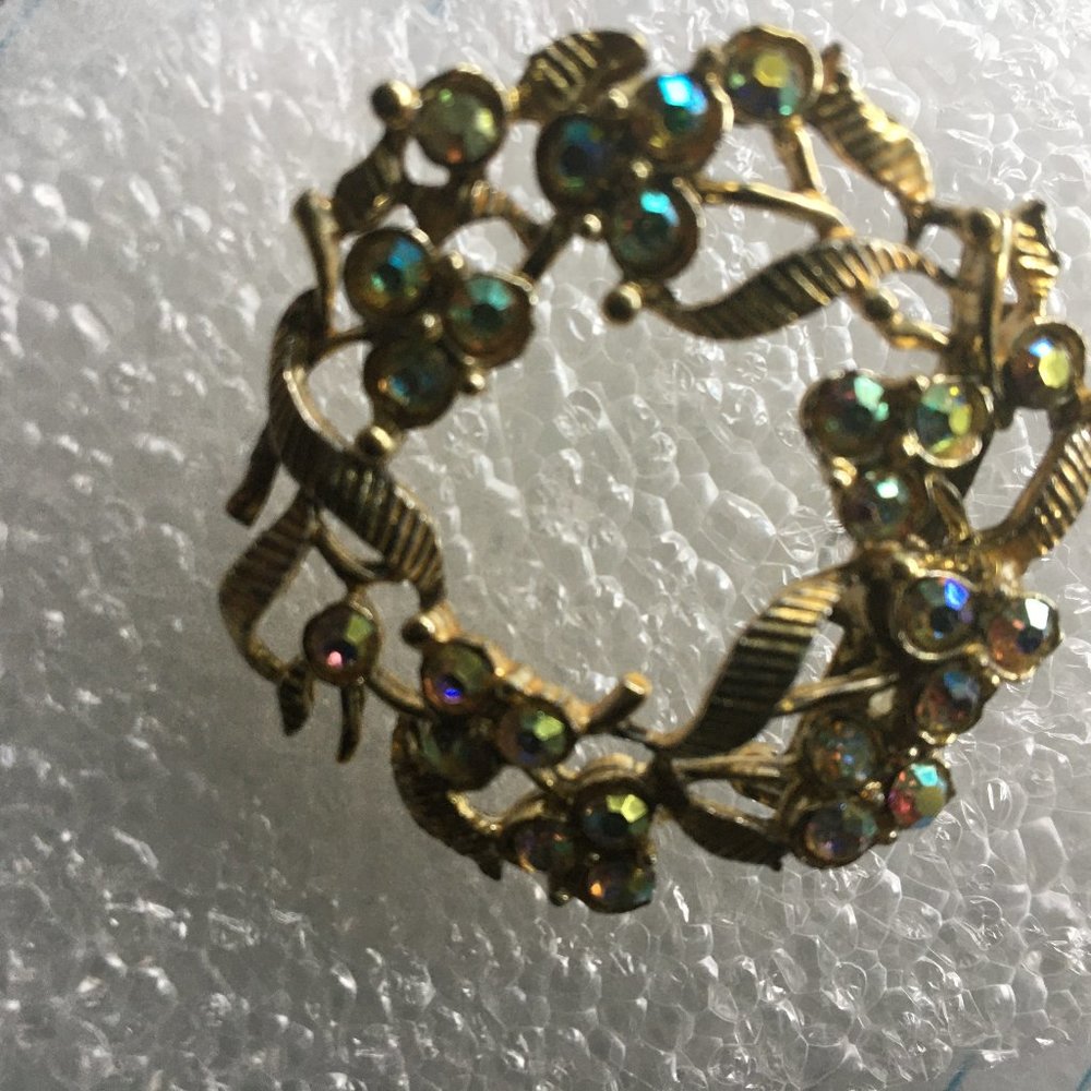 VINTAGE GOLDTONE AURORA BOREALIS BROOCH